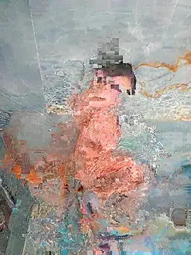 Snapshot of latinoflpr chatting on January 10, 2:24 am latinoflpr online show from January 10, 2:24 am