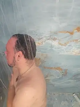 Snapshot of latinoflpr chatting on January 14, 12:05 am latinoflpr online show from January 14, 12:05 am