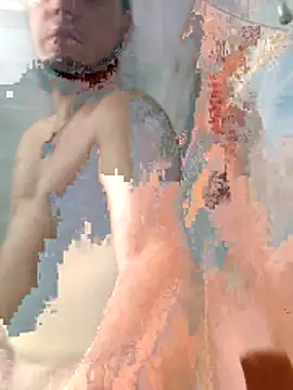 Snapshot of latinoflpr chatting on January 15, 12:48 am latinoflpr online show from January 15, 12:48 am