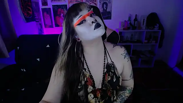 Snapshot of Bdsm_and_fries chatting on May 15, 3:30 pm Bdsm and fries online show from May 15, 3:30 pm