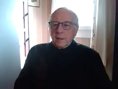 Snapshot of johnjohn622662 chatting on March 4, 10:46 am johnjohn622662 online show from March 4, 10:46 am