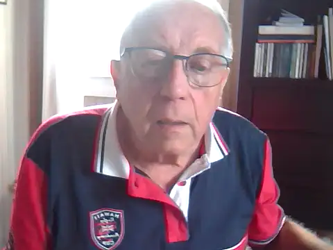 Snapshot of johnjohn622662 chatting on September 28, 2:55 pm johnjohn622662 online show from September 28, 2:55 pm