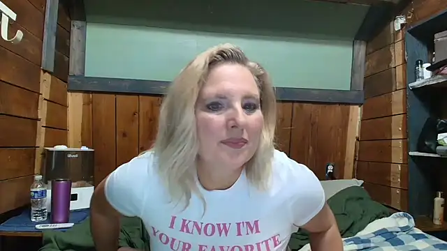 lisaxlovexxx online show from March 7, 4:42 am