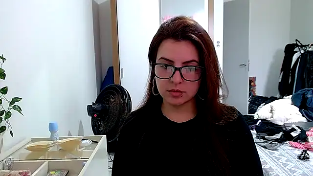 chelbyy online show from October 2, 5:42 pm