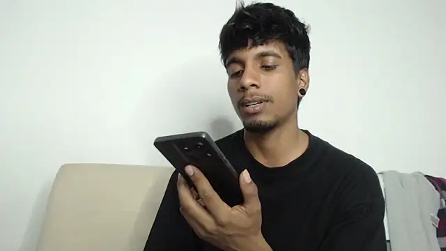 Snapshot of stevenosori chatting on April 4, 4:55 am stevenosori online show from April 4, 4:55 am