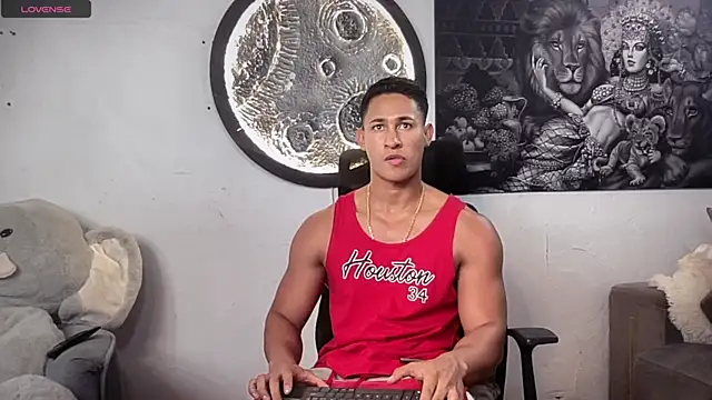 Snapshot of BenjaminCooperk chatting on April 24, 3:36 pm BenjaminCooperk online show from April 24, 3:36 pm