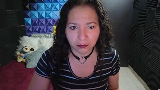 Snapshot of katifoxx chatting on November 24, 4:07 pm katifoxx online show from November 24, 4:07 pm