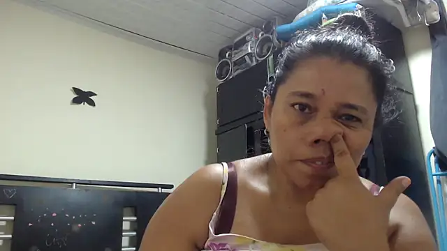Snapshot of adrixxx38 chatting on May 15, 11:12 pm adrixxx38 online show from May 15, 11:12 pm