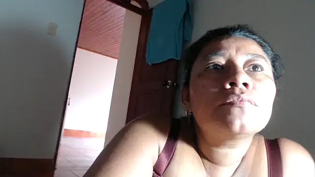 Snapshot of adrixxx38 chatting on June 14, 6:32 pm adrixxx38 online show from June 14, 6:32 pm