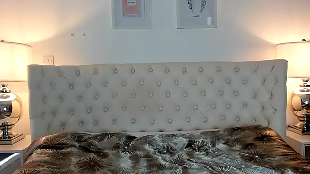 JessicaJames23 online show from February 17, 10:23 am