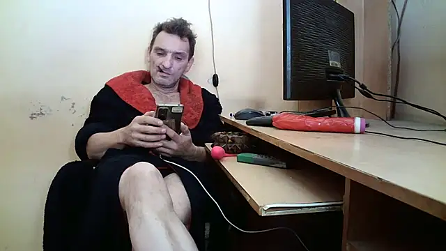 dundyFocus online show from October 31, 1:01 pm