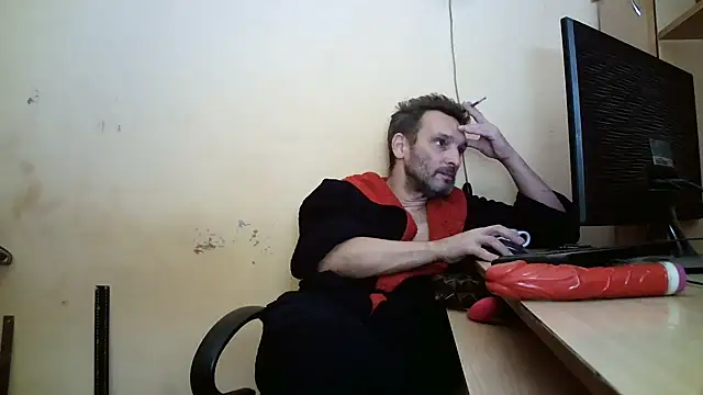 dundyFocus online show from November 16, 2:44 pm