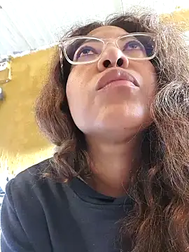 mila38 online show from December 20, 9:05 am