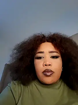 Snapshot of CAMMII_ chatting on December 7, 9:17 am CAMMII online show from December 7, 9:17 am