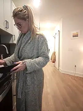 HollyTattoo online show from February 19, 6:54 pm