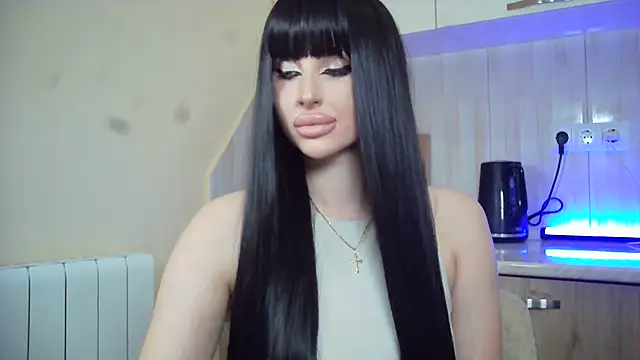 Snapshot of Lady_Joli chatting on July 15, 2:22 pm Lady Joli online show from July 15, 2:22 pm