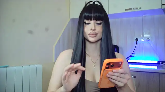 Snapshot of Lady_Joli chatting on July 31, 3:44 pm Lady Joli online show from July 31, 3:44 pm