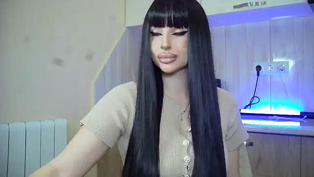 Snapshot of Lady_Joli chatting on August 5, 12:08 pm Lady Joli online show from August 5, 12:08 pm