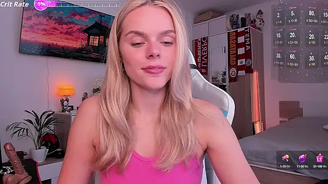 Snapshot of CharliSweet chatting on September 15, 12:16 pm CharliSweet online show from September 15, 12:16 pm
