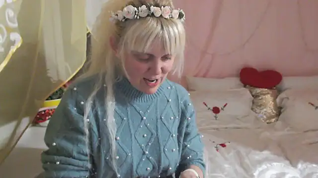 Snapshot of SunnySylvia chatting on March 26, 6:13 pm SunnySylvia online show from March 26, 6:13 pm