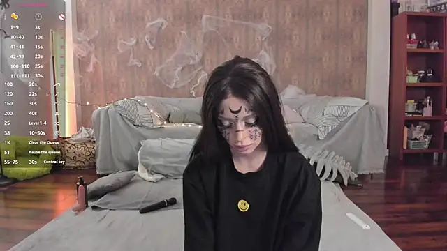 youreyesrgasm online show from November 1, 9:55 am