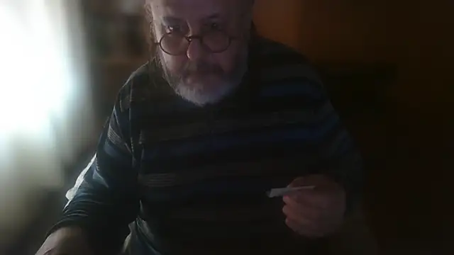 Snapshot of Koldo70 chatting on May 14, 1:51 pm Koldo70 online show from May 14, 1:51 pm