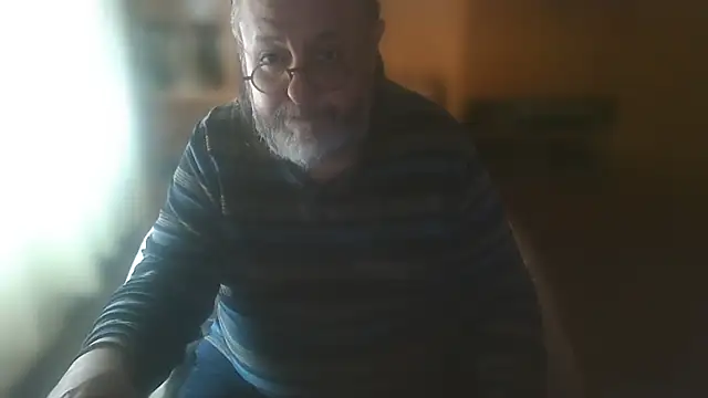 Snapshot of Koldo70 chatting on May 15, 2:02 pm Koldo70 online show from May 15, 2:02 pm