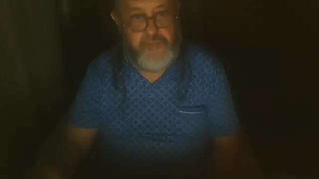 Snapshot of Koldo70 chatting on June 3, 2:03 am Koldo70 online show from June 3, 2:03 am