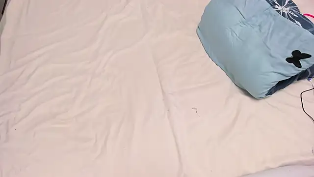 Eziliz online show from March 3, 2:48 pm