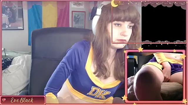 Snapshot of darksoulsandchill chatting on May 8, 6:13 pm darksoulsandchill online show from May 8, 6:13 pm
