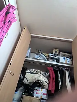 sexybottomrakkii online show from April 15, 3:30 pm