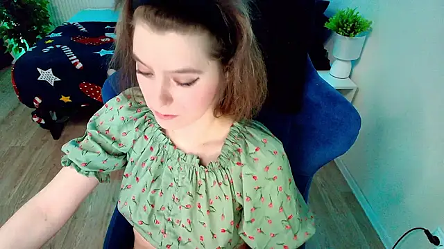 CranberryHot online show from March 4, 11:55 pm