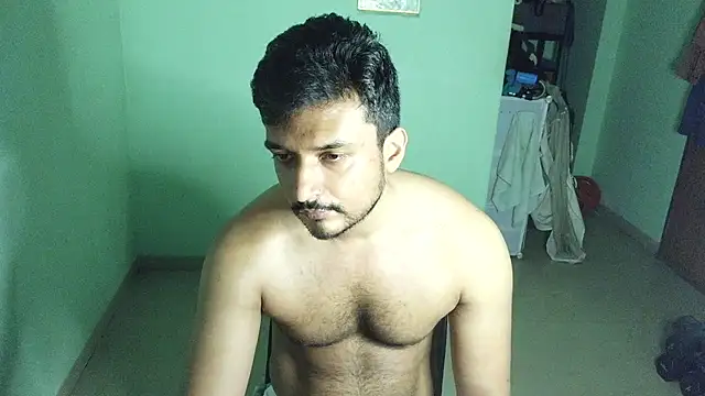 Snapshot of daringcutie chatting on May 22, 12:29 am daringcutie online show from May 22, 12:29 am