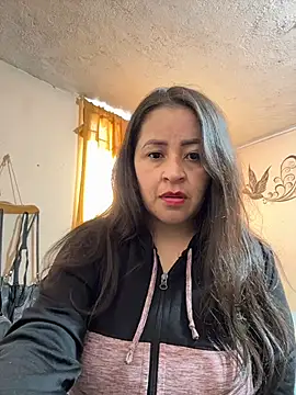 latinfemale online show from February 5, 8:13 pm