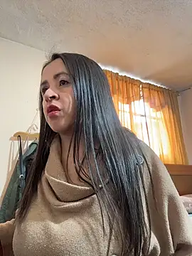 latinfemale online show from April 20, 8:43 pm