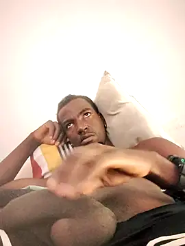 Jheronn28 online show from October 18, 9:37 pm