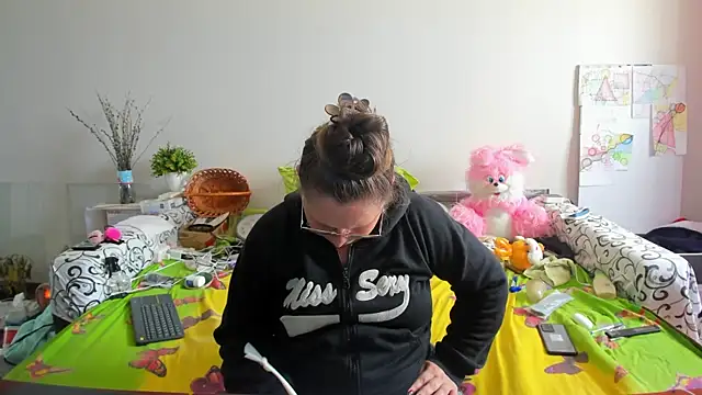 Snapshot of IamYourNarcotic chatting on April 24, 11:56 am IamYourNarcotic online show from April 24, 11:56 am