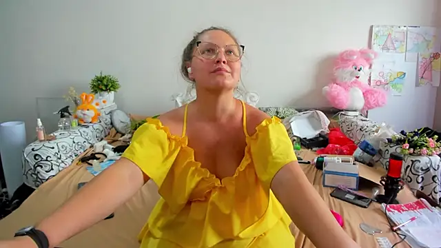 Snapshot of IamYourNarcotic chatting on June 11, 1:20 pm IamYourNarcotic online show from June 11, 1:20 pm