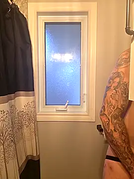 Snapshot of canadacockinme chatting on November 5, 10:21 pm canadacockinme online show from November 5, 10:21 pm