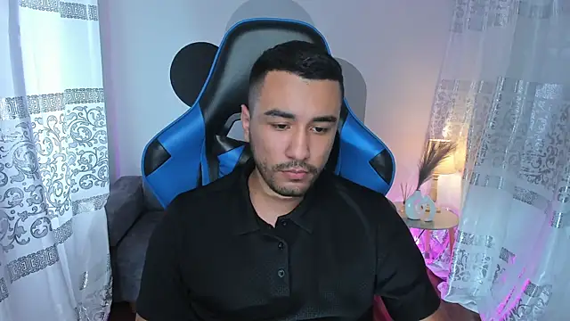 Snapshot of Nick_Moca chatting on January 23, 7:51 pm Nick Moca online show from January 23, 7:51 pm