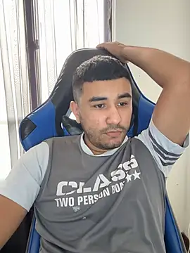 Snapshot of Nick_Moca chatting on February 18, 9:55 pm Nick Moca online show from February 18, 9:55 pm