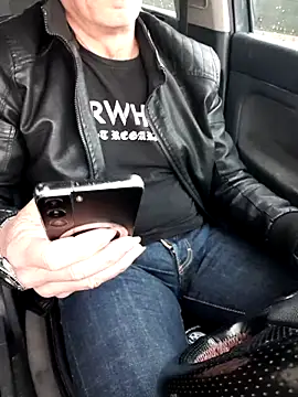 giorgio481510 online show from November 27, 6:37 am