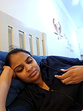 DirtySnowball69 online show from February 19, 6:00 pm