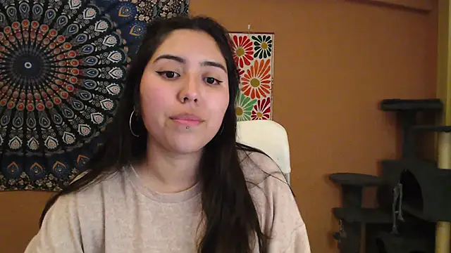 IntimateTales online show from January 16, 7:20 pm