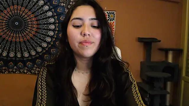 IntimateTales online show from February 8, 7:05 pm