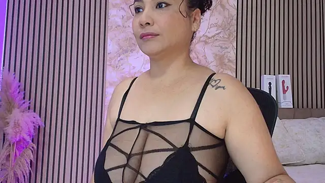 JuliRamirez online show from September 12, 12:16 pm