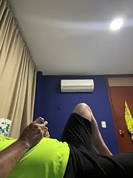Snapshot of xavier_1988 chatting on July 23, 2:42 am xavier 1988 online show from July 23, 2:42 am