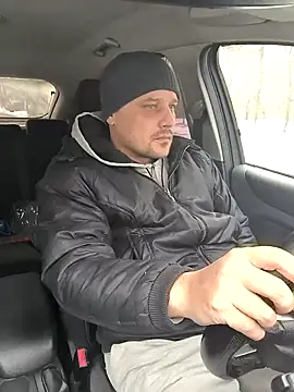 Snapshot of DanielOhCool chatting on February 24, 10:48 am DanielOhCool online show from February 24, 10:48 am