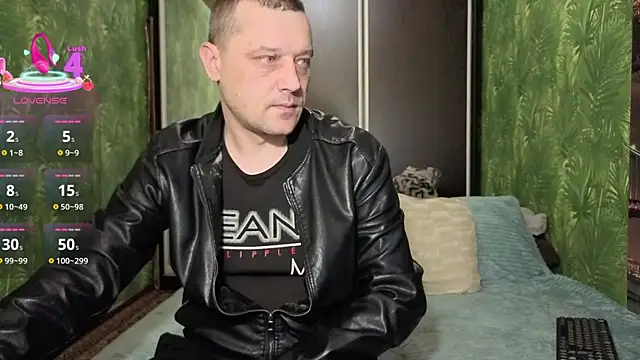 Snapshot of DanielOhCool chatting on May 30, 5:59 am DanielOhCool online show from May 30, 5:59 am