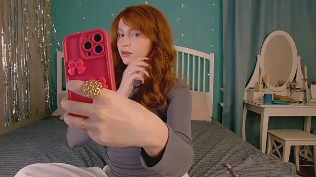 Snapshot of GingerArin chatting on July 10, 10:07 am GingerArin online show from July 10, 10:07 am